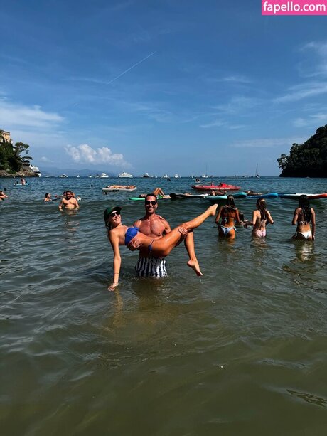 Gianne Albertoni pornstar art gallery