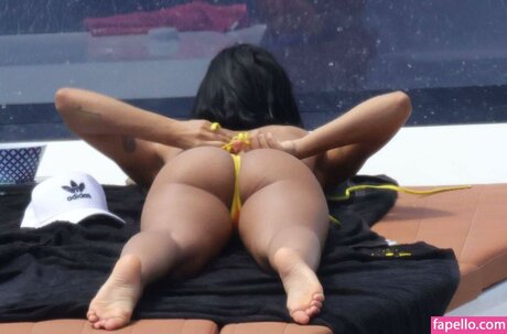 beautiful tits onlyfans sexy pic