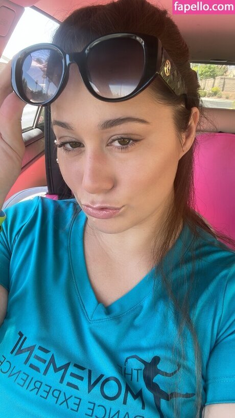 J essence_ pornstar high quality images