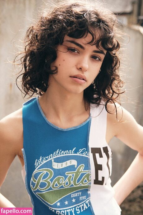 Clarice Cazauran pornstar pretty gallery