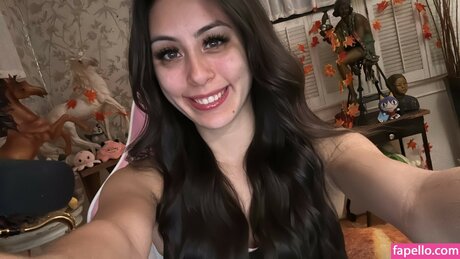 mcd00dle model high quality pictures