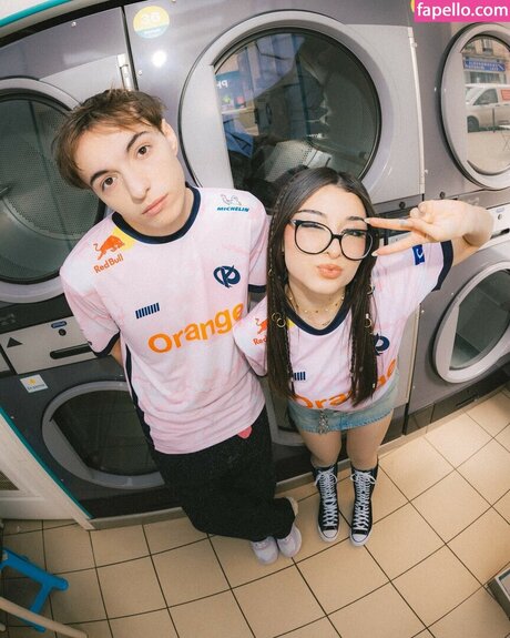 helydiaa nude star picture