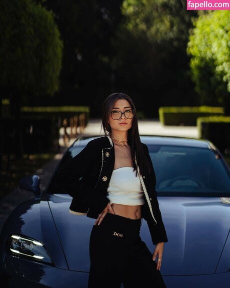 helydiaa art actress galleries