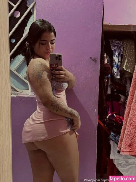 crystalzinha12 sex model image