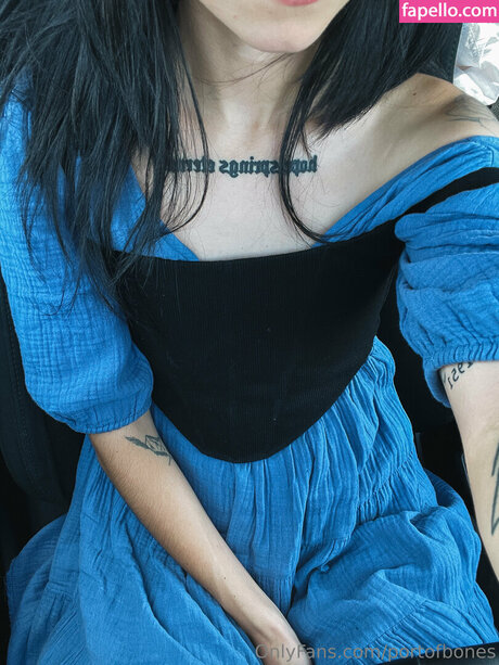 Portofbones model hot photo