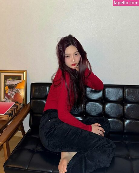 Park Soo young exclusive star archive