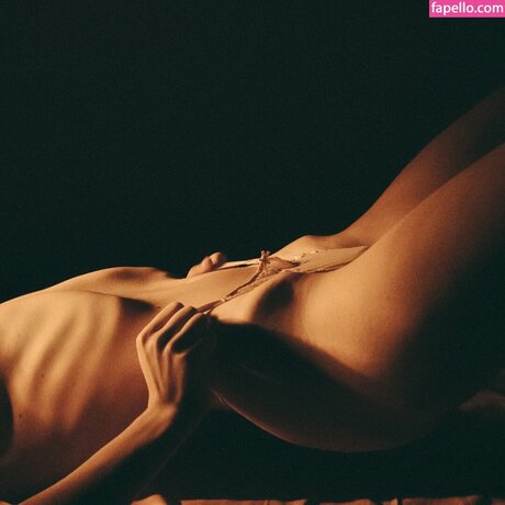 yanzarova hot model pic