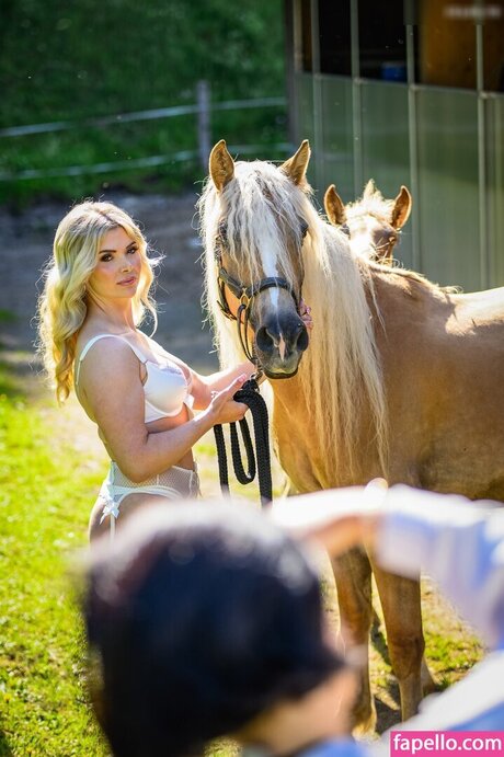 Carolin Gross star porn images