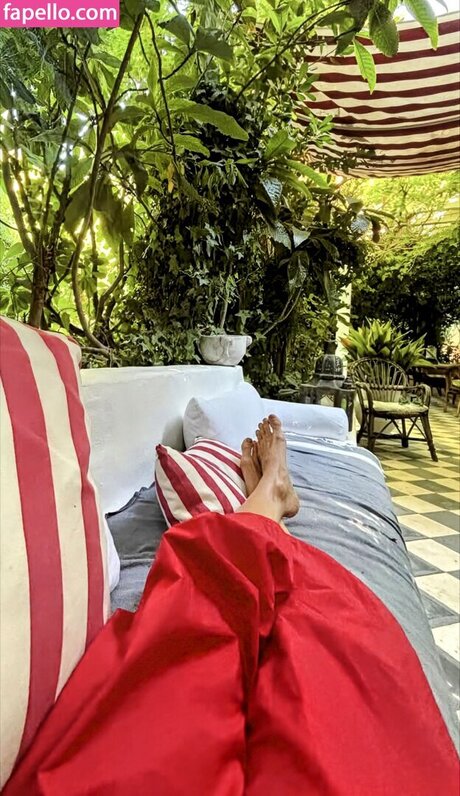 Pixie Geldof pretty model image