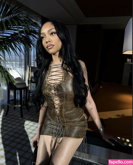 Jodie Woods nudes actress gallery