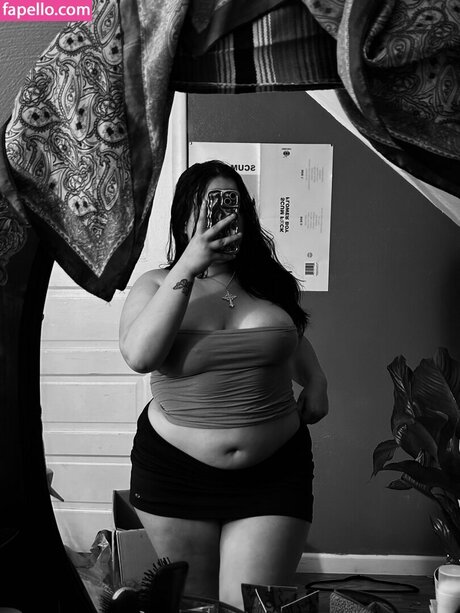 Weezy Weezyouttaherea star hot picture