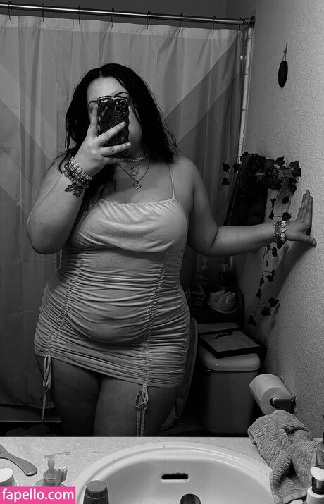 Weezy Weezyouttaherea nudes pornstar images