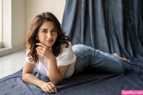 Ruhani Sharma adult actress archive