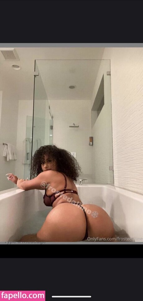 Frosted Aliine naked star picture