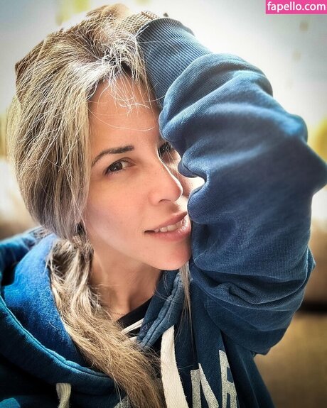 Cique Black porn star images