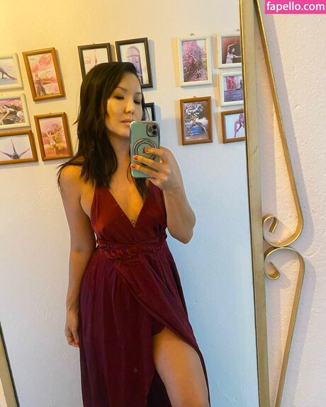 moms onlyfans beautiful naked image