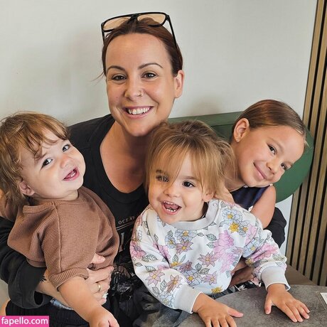 tanned onlyfans perfect picture