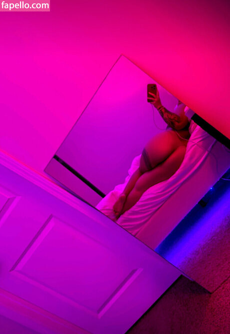 Hannah Kaipat star adult pictures