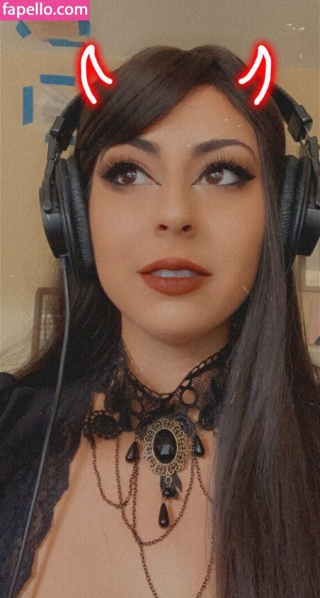 Veronica Gallardo model art pictures