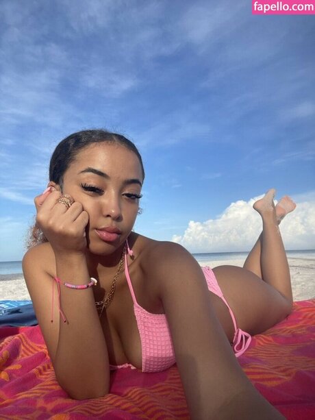 EmmaSupremacyy erotic pornstar galleries