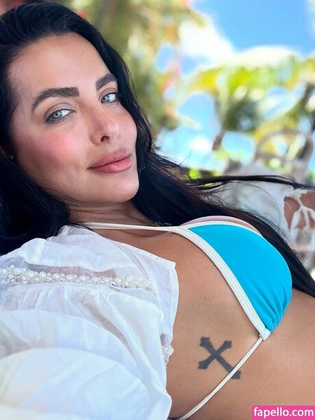 Carla Prata nice actress img