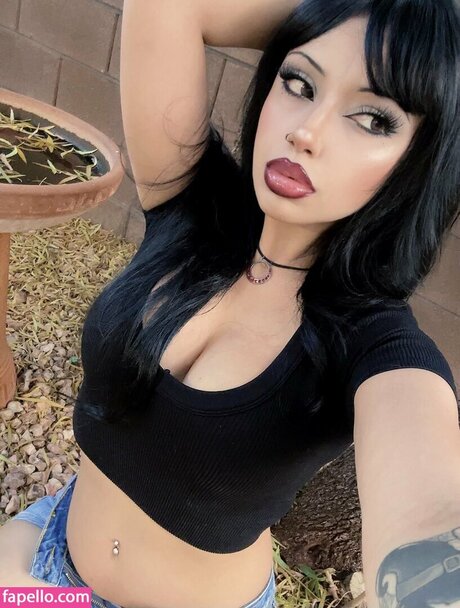 Liz Alexa erotic actress img