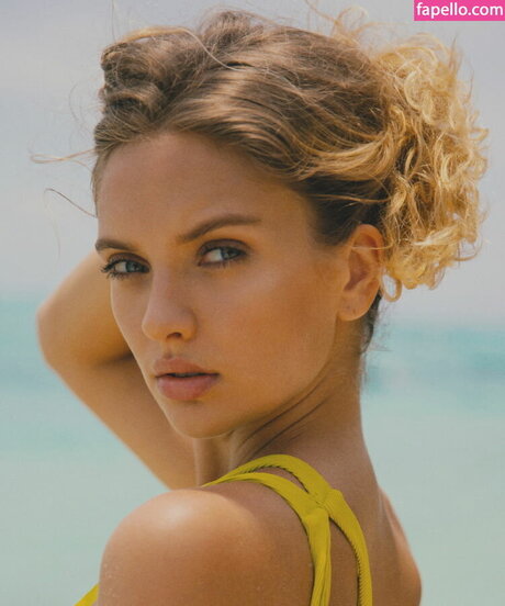 Stacyzozo erotic star picture