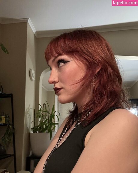 atrophicbtrfly erotic model galleries