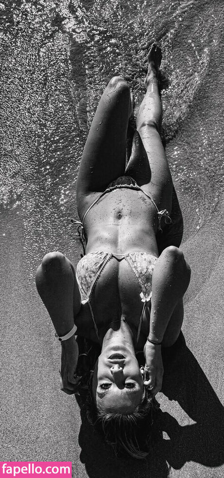 Sydney Segars pornstar xxx galleries