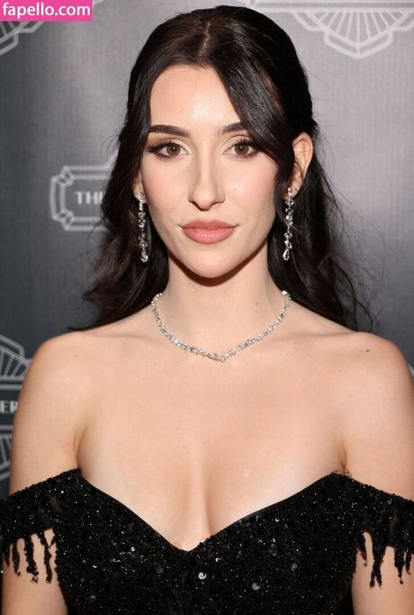 brieanneroksa model sexy photos