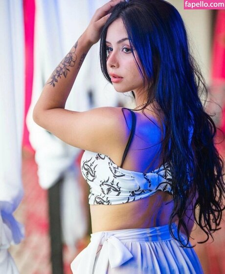 Yuni Duda hot star gallery