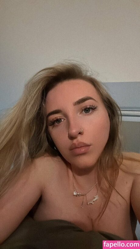 brunettebabeox sex star archive