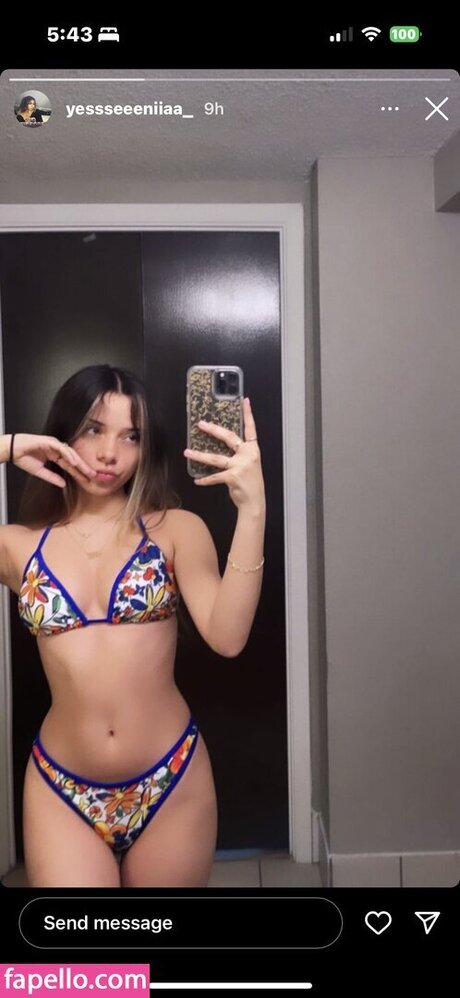 yessseeeniiaa star top picture