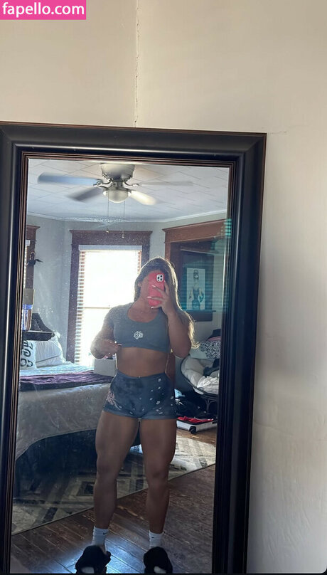 Kaitlinn kfit model beautiful galleries