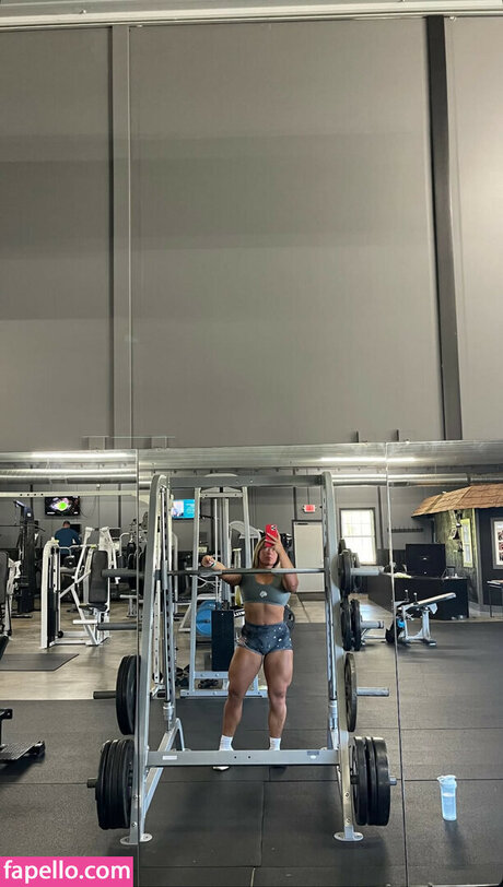 Kaitlinn kfit pretty actress picture