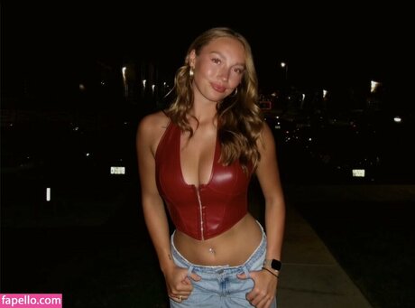 Jamie Gilbert pornstar adult img