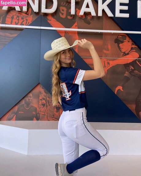 Jamie Gilbert star pornographic photo