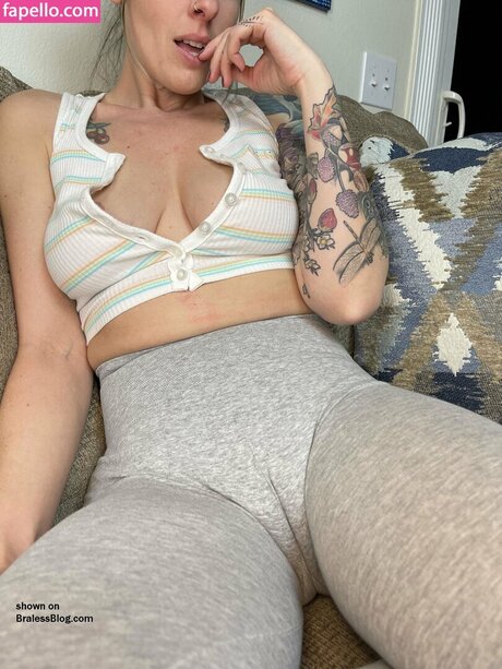 iamskylerxo star naked img