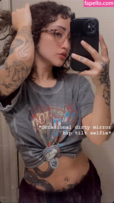 NightmareSkank model beautiful archive