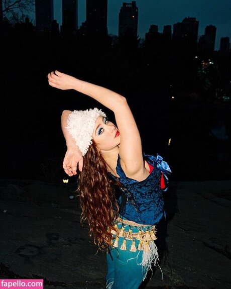 chappellroan pornstar top image