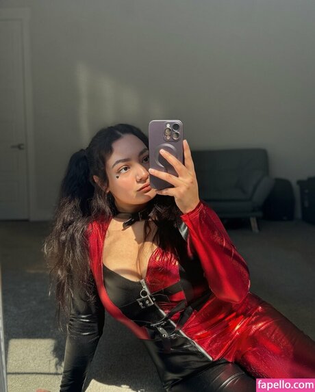 Nivibtw naked star photos