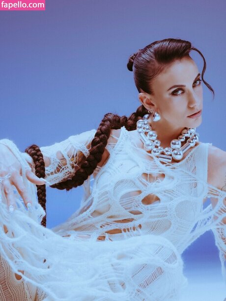 maghla_ star adult img