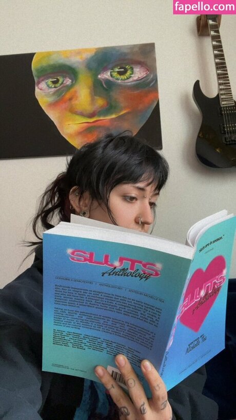 im00grey nice actress photo