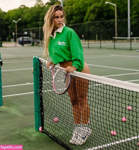 Taylor Trafton pretty actress photos