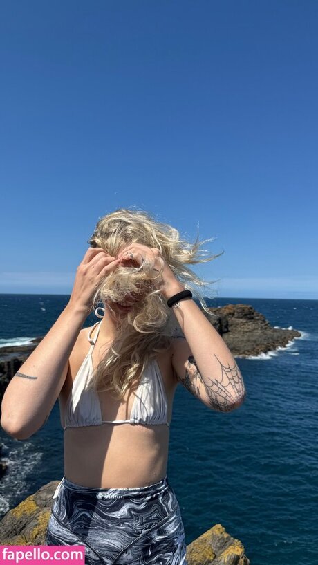 Marie Watson erotic pornstar galleries