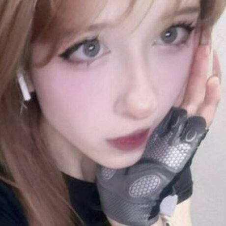 Pelememe porn model images