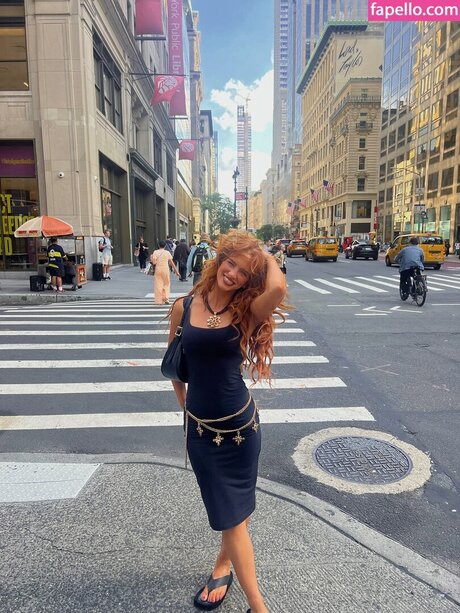 Julia Hatch pornstar art pictures