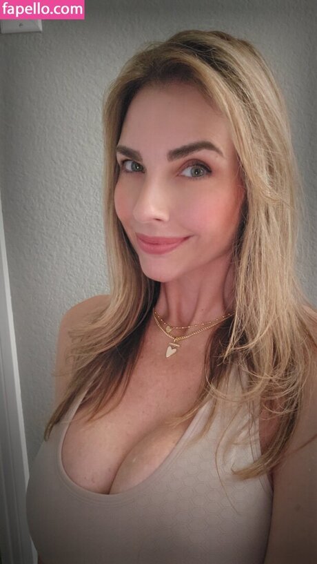 brookielane pornstar hd pics