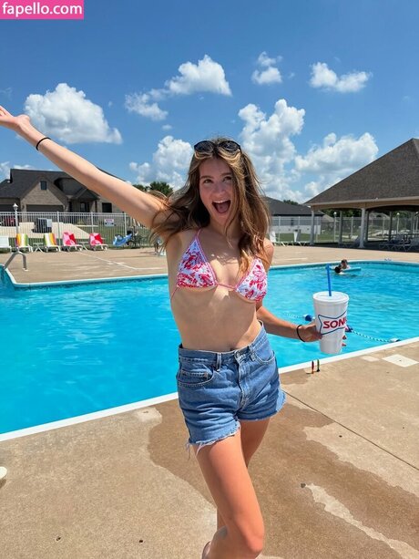 Mattea Ingemi model adult photos