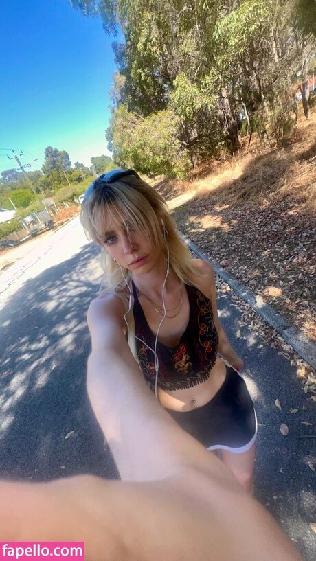 Maddie Phillips xxx pornstar galleries